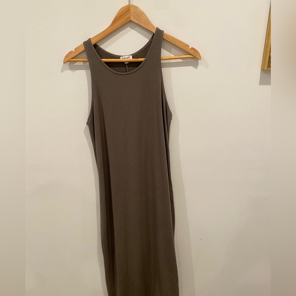 Splendid Green, jersey fitted dress - Picture 1 of 2
